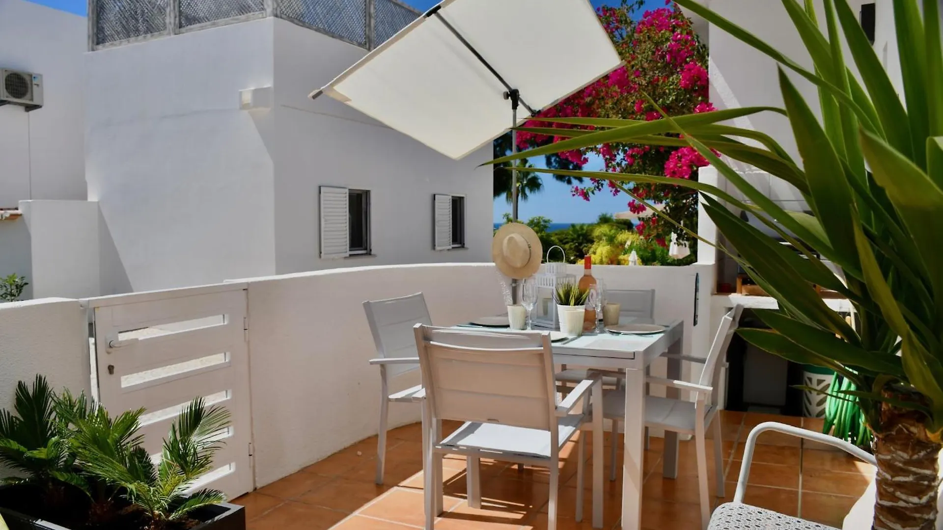 Aquamarine - Gemstone Getaway Apartment Vale do Lobo
